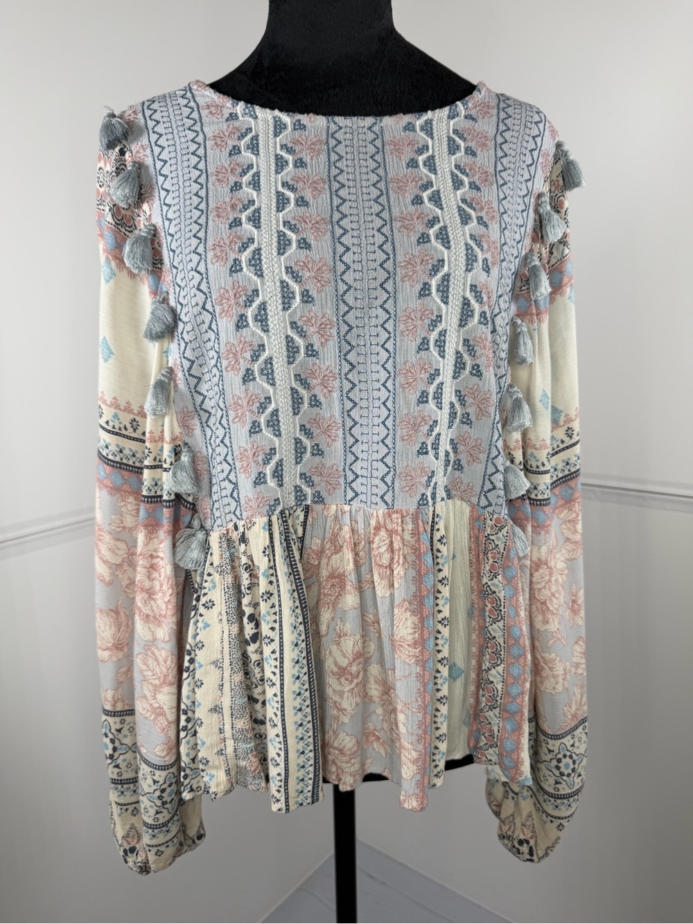 American Eagle Boho Tassel Peplum Blouse Size Small